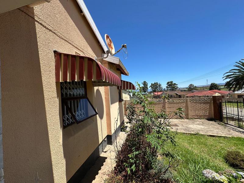 3 Bedroom Property for Sale in Ikwezi Eastern Cape
